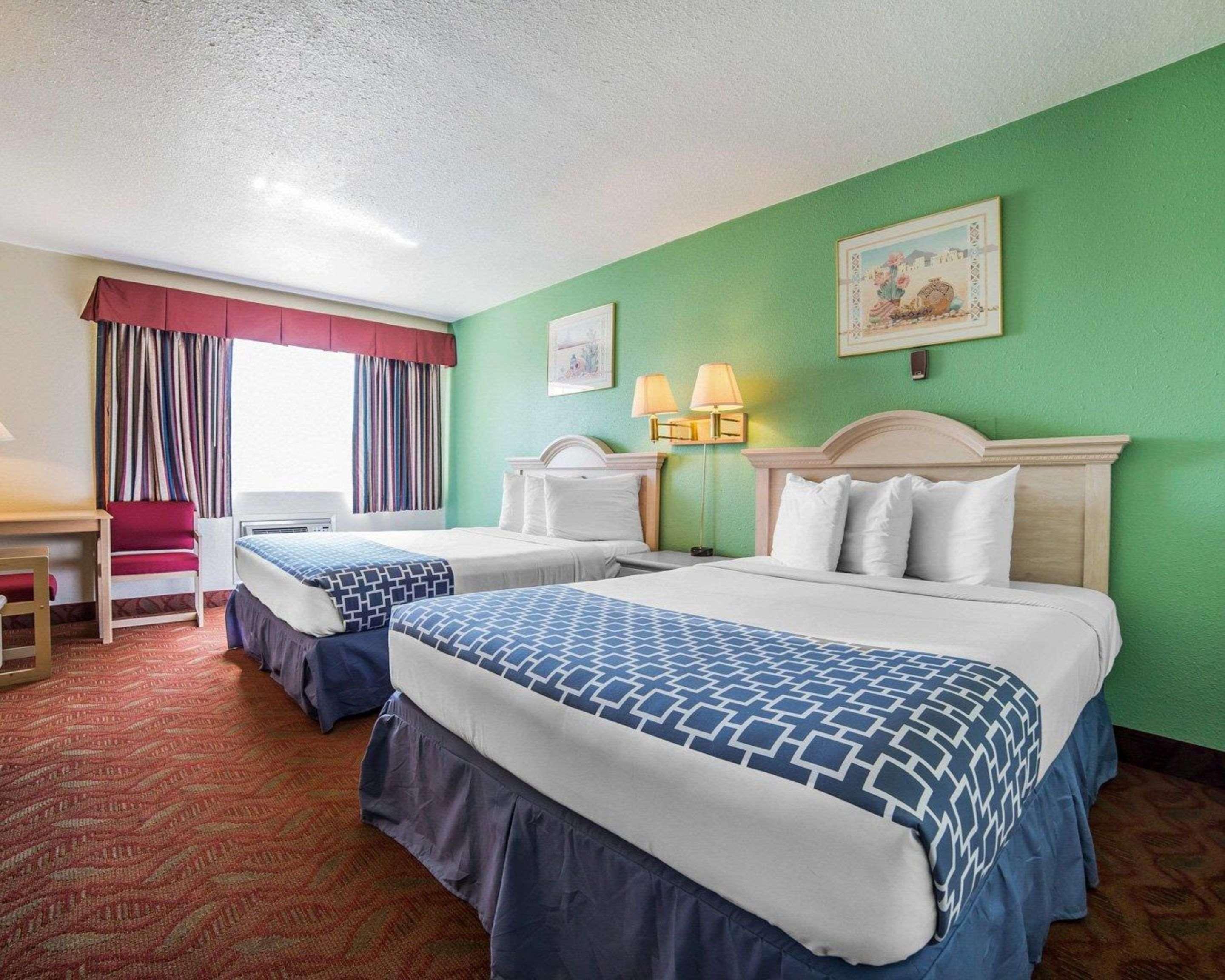Econo Lodge Fallon Naval Air Station Area Exteriör bild