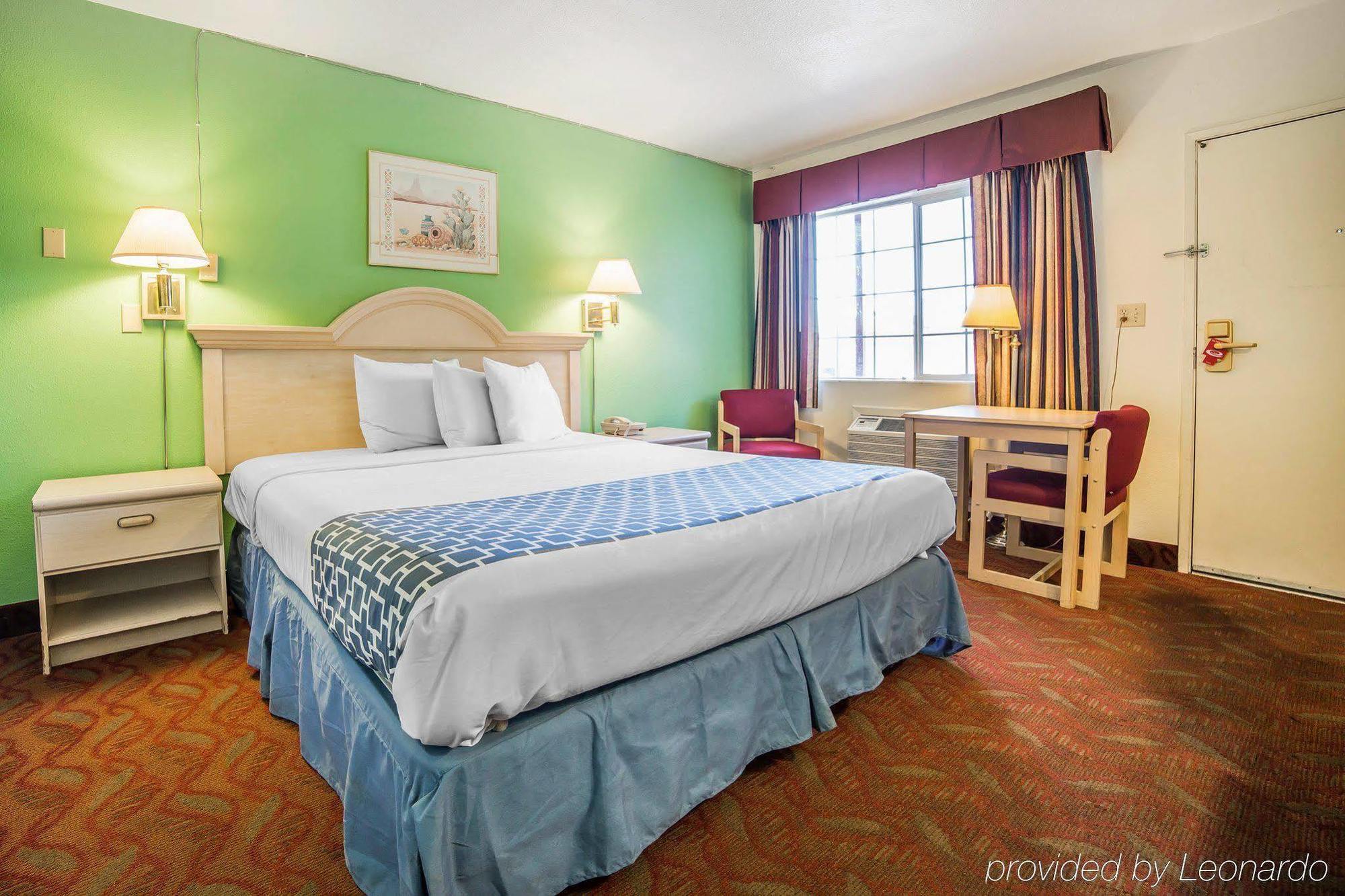 Econo Lodge Fallon Naval Air Station Area Exteriör bild