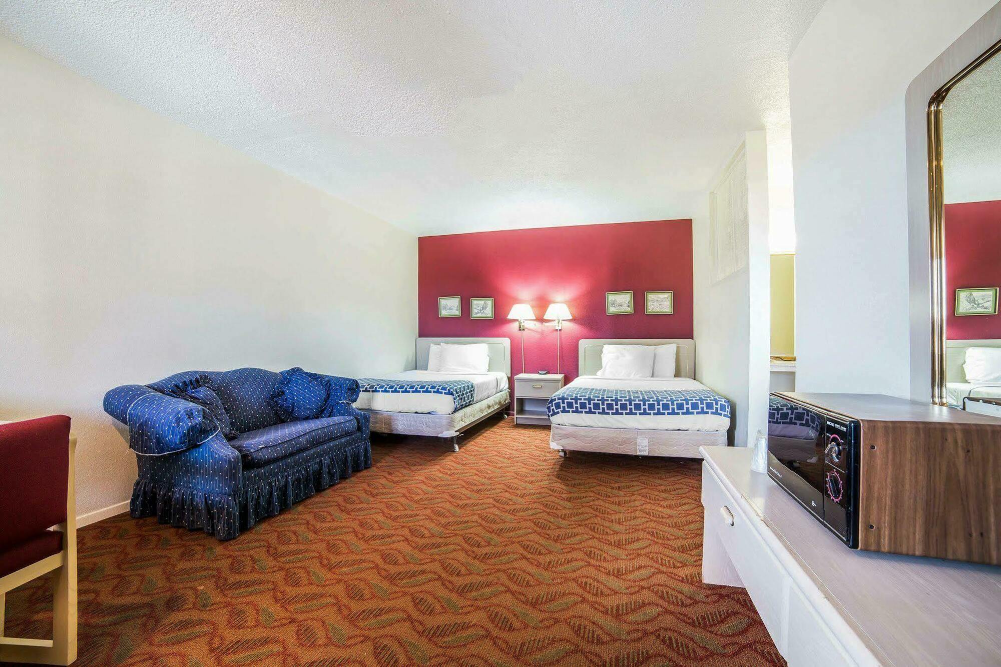 Econo Lodge Fallon Naval Air Station Area Exteriör bild